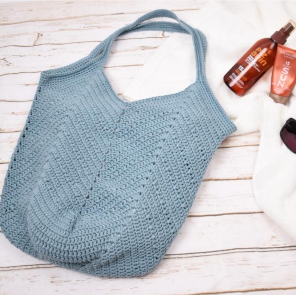 Crochet summer bag